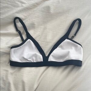 Beach Bunny Black and White Women's Bikini Top